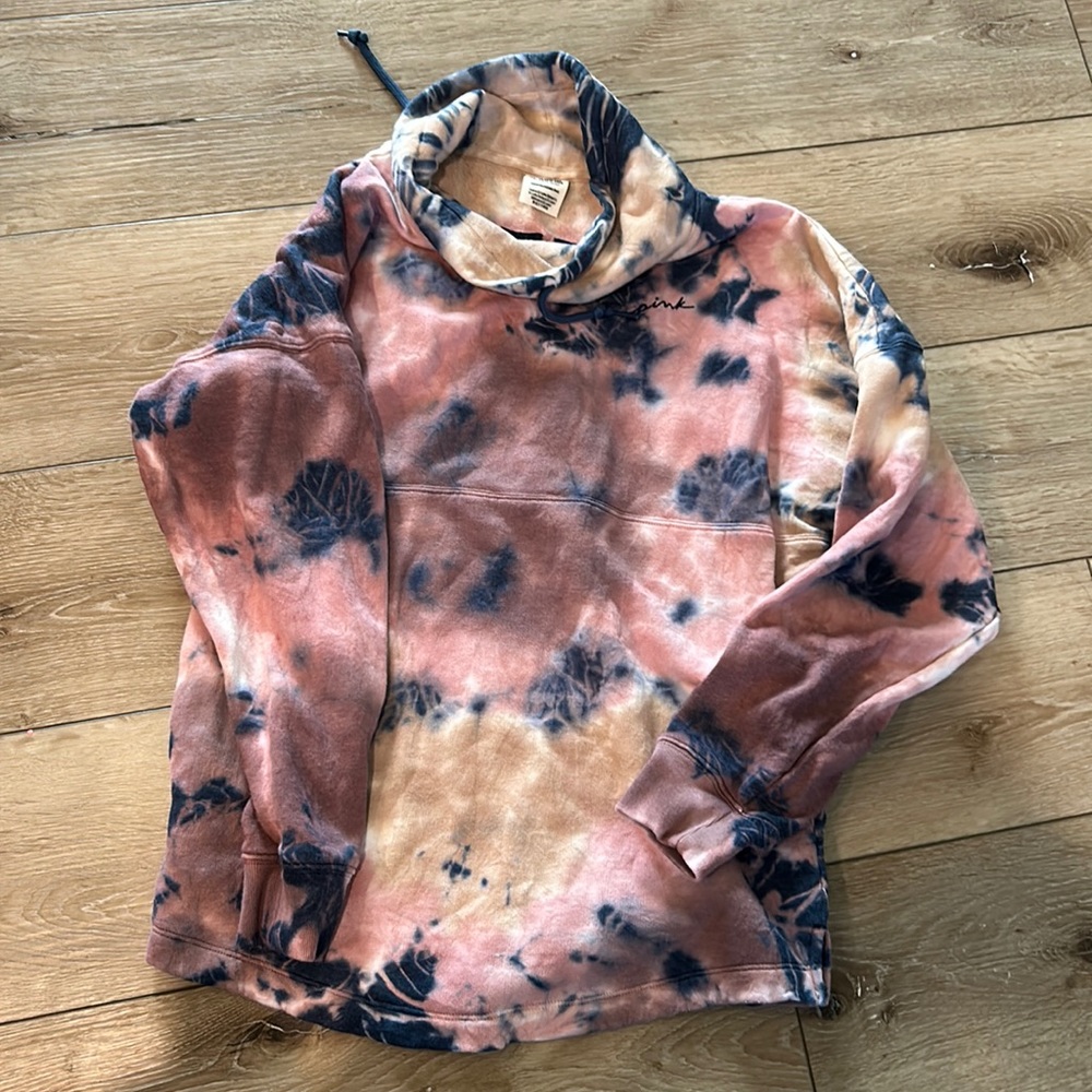 NWOT Victoria secret pink sweater